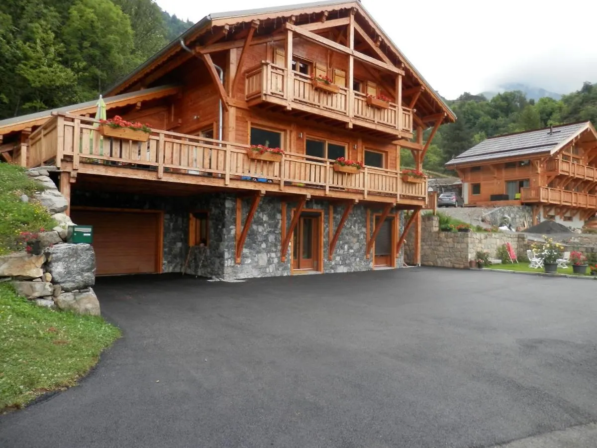 Chalet Individuel Tres Ensoleille Au Calme Vue Imprenable Saint-Étienne-de-Tinée